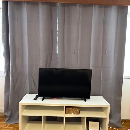 בית אירוח Privada Jerez 1 *